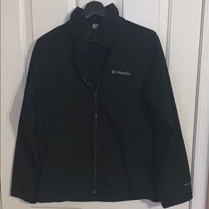 Men’s black Columbia outdoor jacket
